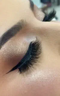 استخدام در مجموعه زیبایی