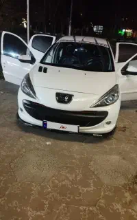 ماشین 207 مدل90 فرانسه