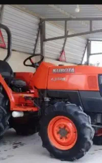 تراکتور کوبوتا 3سیلندر مدل90