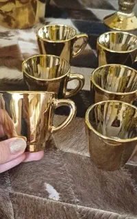 قهوه خوری طلایی