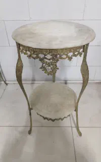 میز تلفن گرد برنجی دو طبقه