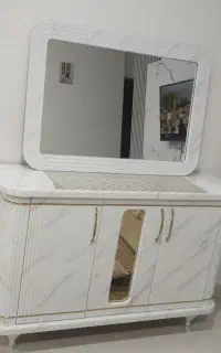آیینه و کنسول نو