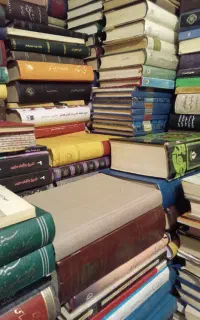 فروش و خرید کتاب و کتابخانه شخصی