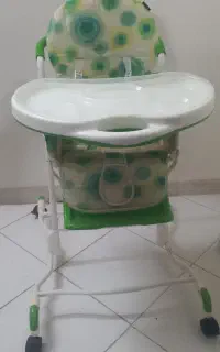 صندلی غذای کودک