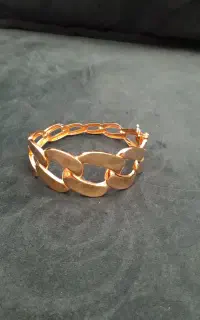 دستبند کارتیر