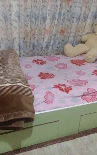 تخت خواب نوجوان