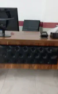 ۲ عدد میز اداری