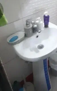 روشویی سفید کاملا سالم