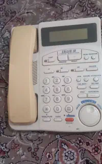 تلفن رو میزی