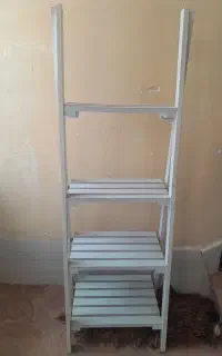 استند