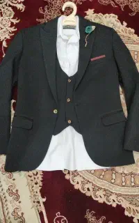 کت و شلوار جلیقه دار به همراه کفش