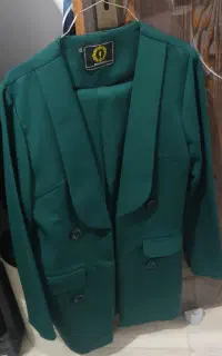 مانتو و کت و شلوار