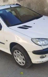 پژو ۲۰۶ صندوقدار مدل ۸۹  موتور تازه تعمیر