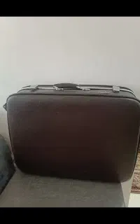 چمدان سایز متوسط
