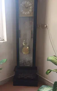 ست ساعت و بوفه تکی هم میفروشم