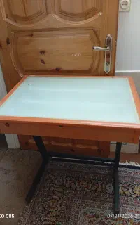 میز نور مهرگان