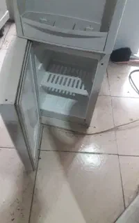 اب سرد کن یخچآل دار