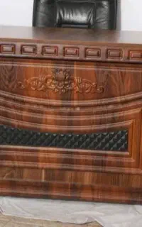 میز و صندلی و مبلمان نیم ست اداری