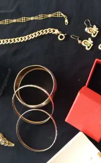 طلای 18عیار سالم با فاکتور معتبر