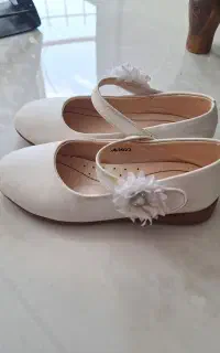 ۳جفت کفش دخترانه درحدنو