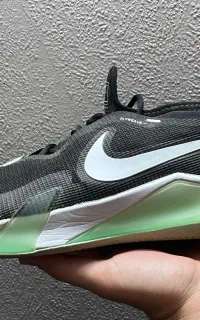 کفش تنیس نایک مخصوص خاک رس فقط دوبار استفاده شده