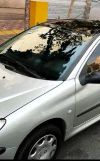 خدمات شیشه دودی و برچسب