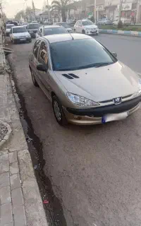 پژو ۲۰۶ مدل ۸۲