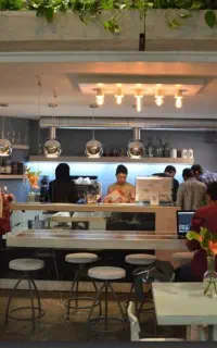 فروشنده کافه