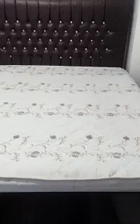تخت دونفره