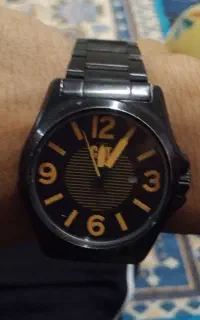 ساعت و ادکلن و کیف کت شلوار و عینک