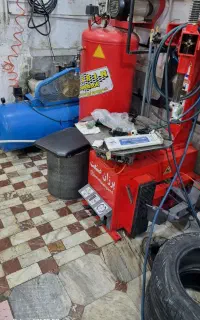 نیازمند استاد کار پنچرگیری