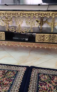 زیر تلویزیون برنز