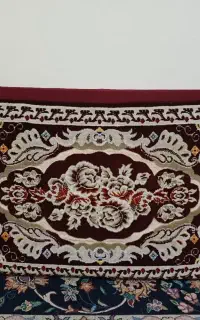 دو جفت پشتی ماشین‌ سالم و تمیز