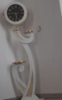 ساعت ایستاده