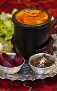 آشپر خانم و کارگر اقا