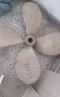 پروانه لنج