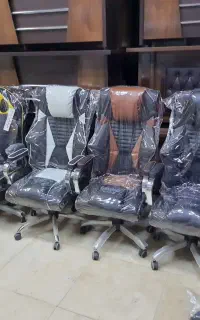 صندلی گیمینگ مدلی ۳۰۳۰ اپکس