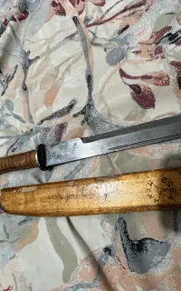 چاقوی بسیار قدیمی