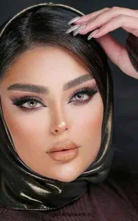 خدمات زیبایی میکاپ و شینیون تخصصی عروس وهمراهی950
