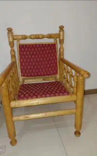 صندلی سالم و بدون زدگی