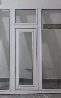 ساختمانی پنجره