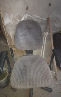 صندلی جلو مبلی ومیزعسلی فروش فوری