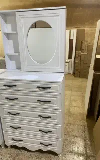 اینه میز ارایش وکیوم