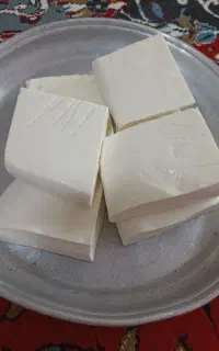 پنیر محلی گوسفندی پر چرب