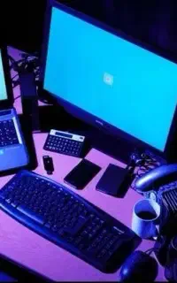 انجام کلیه خدمات کامپیوتری در محل