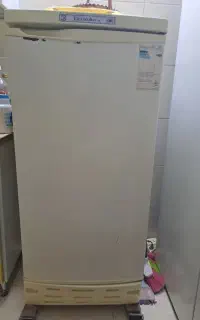 یخچال کاملا سالم و کارکرده