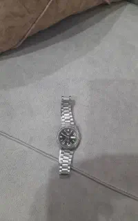 دوعددساعت فروشی