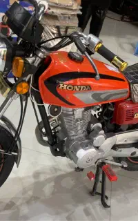 موتور حسنا 150cc مدل1402 تمیز درحد صفر
