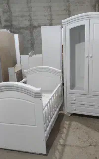 تخت نوزاد و کمدکودک مدل الیت
