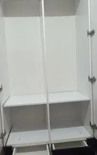 دو تا کمد و یه ساعت